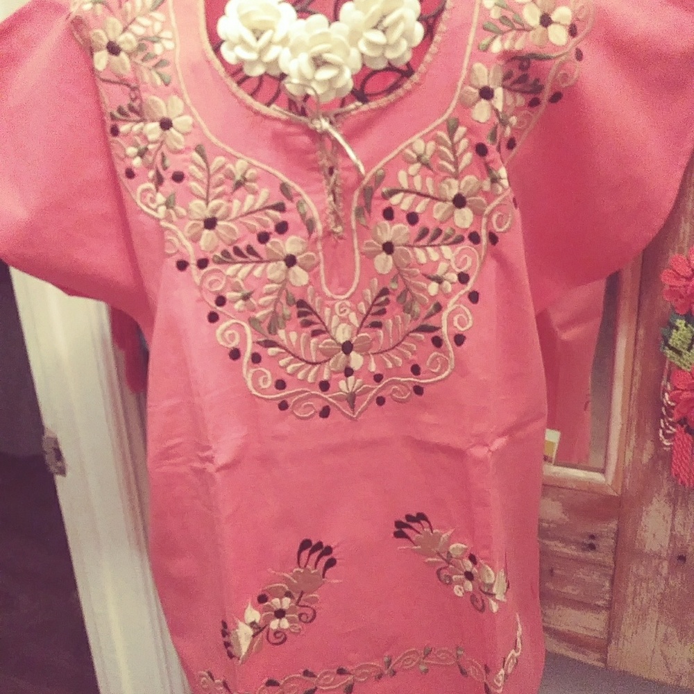 Puebla Mexican Embroidered Blouse